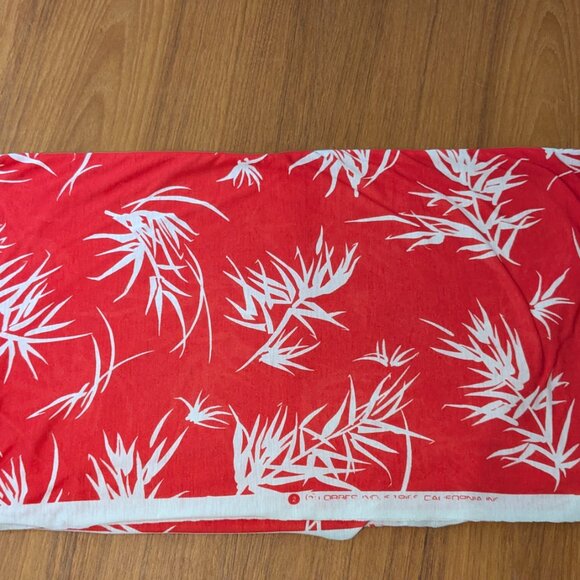 Vintage New Old Stock 1980s Jersey Knit Palm Print Fabric 1.45 meters 60" width - Picture 3 of 3